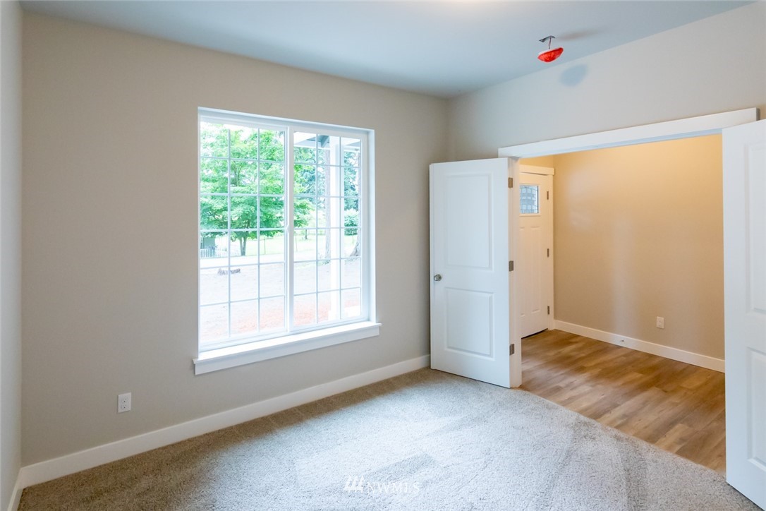 11422 Vail Road Southeast Yelm, WA 98597 - Photo 18 of 24 Gallery Image 18