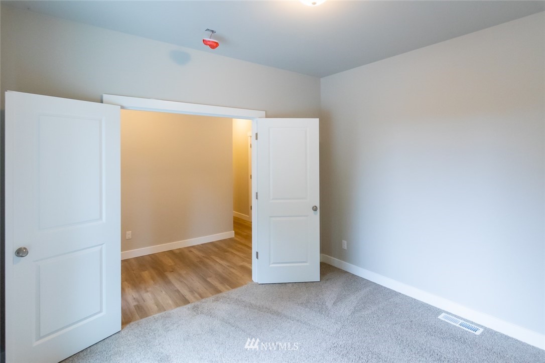 11422 Vail Road Southeast Yelm, WA 98597 - Photo 19 of 24 Gallery Image 19