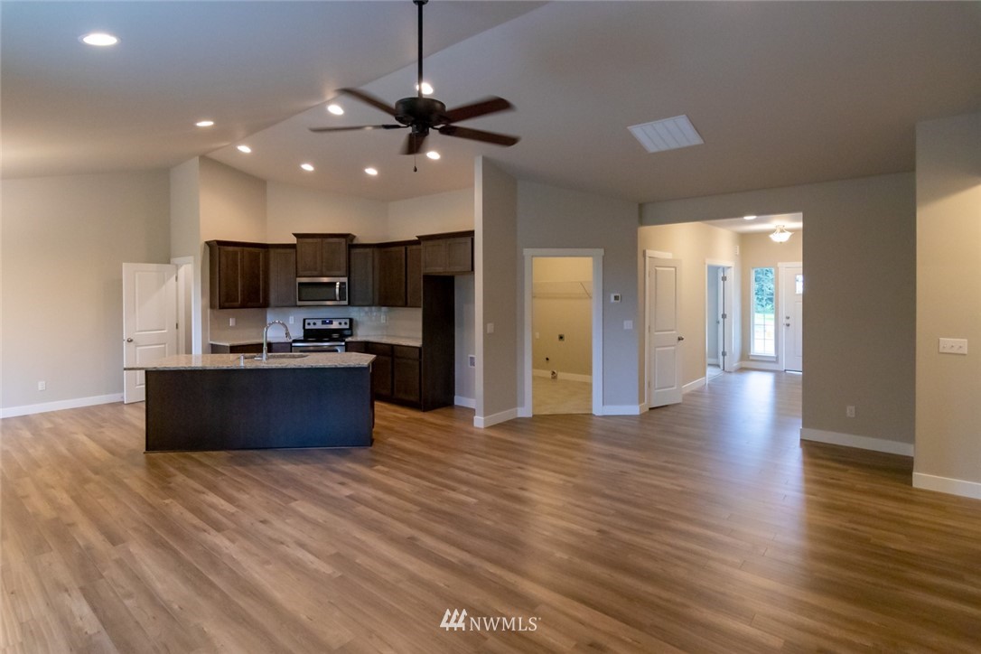 11422 Vail Road Southeast Yelm, WA 98597 - Photo 5 of 24 Gallery Image 5