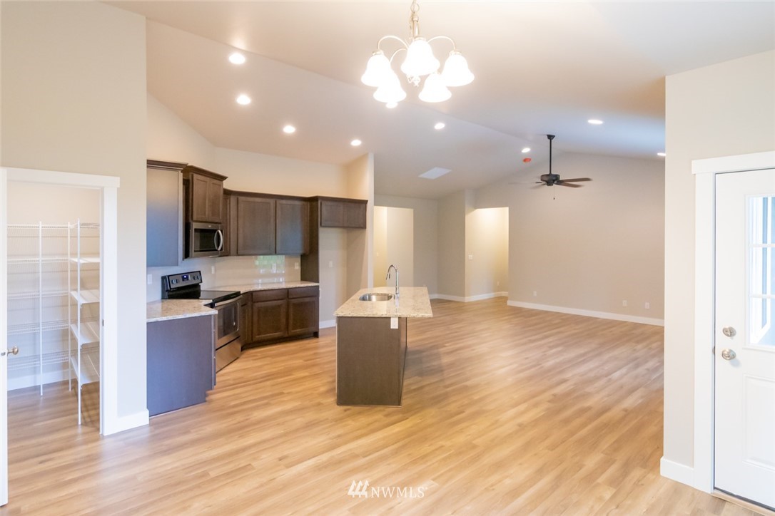 11422 Vail Road Southeast Yelm, WA 98597 - Photo 9 of 24 Gallery Image 9