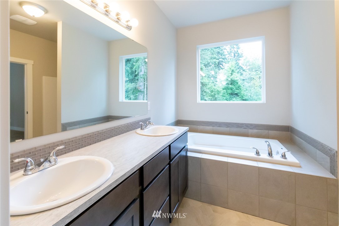 11422 Vail Road Southeast Yelm, WA 98597 - Photo 10 of 24 Gallery Image 10