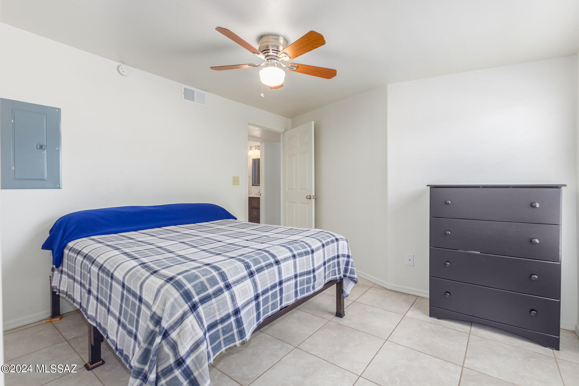 2671 West Quail Road Tucson, AZ 85746 - Photo 12 of 23 Gallery Image 12