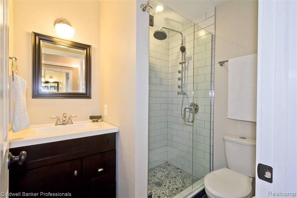 3600 Kenmore Road Berkley, MI 48072 - Photo 9 of 33