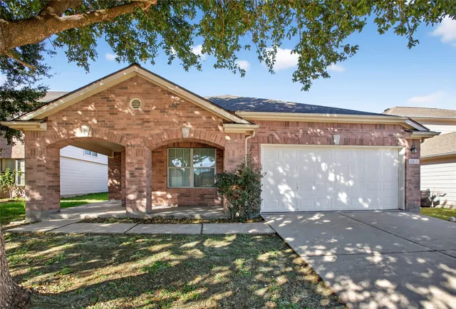 $260,000 | 10635 Goldfinch Road, Baytown, TX 77523