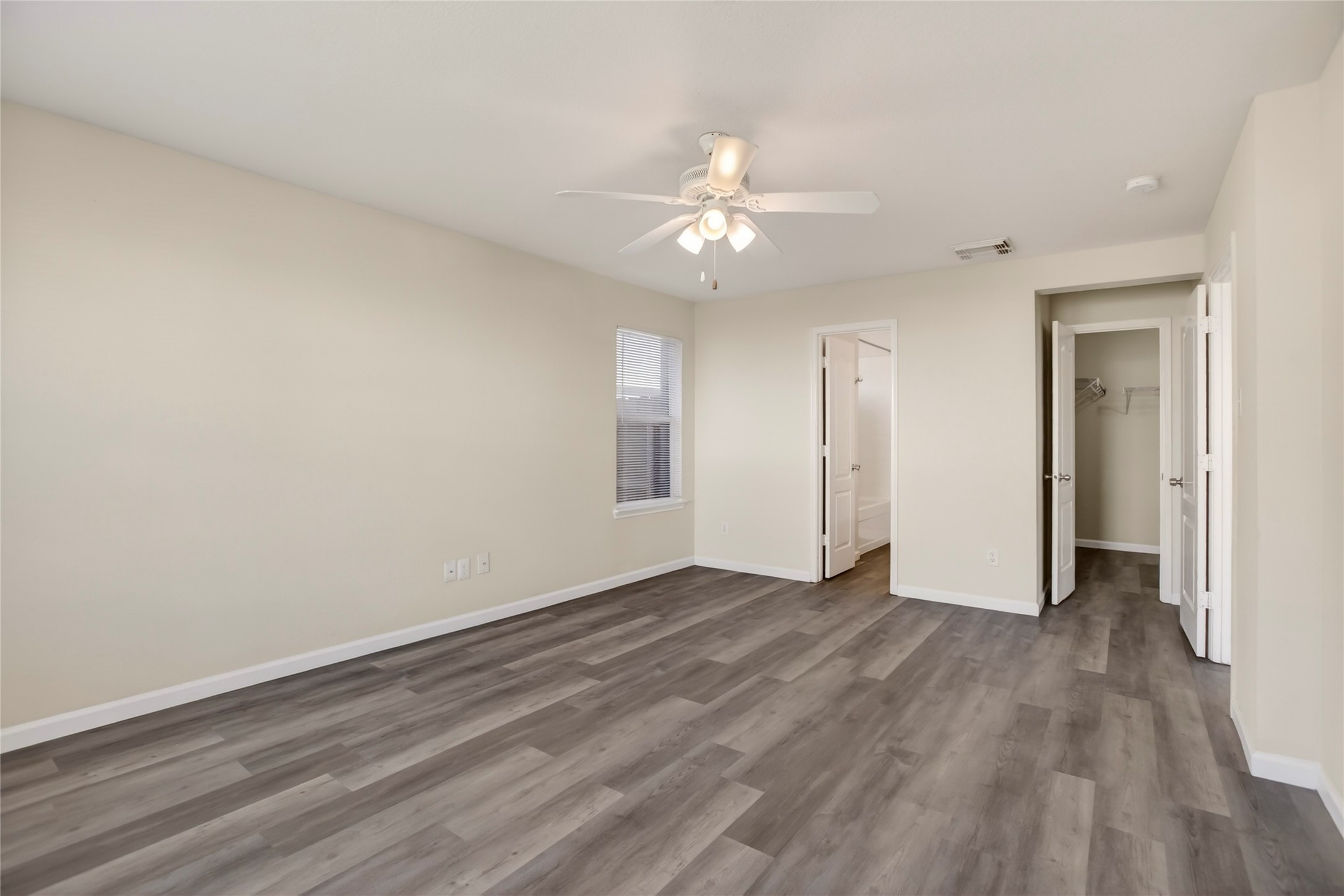 10635 Goldfinch Road Baytown, TX 77523 - Photo 12 of 22