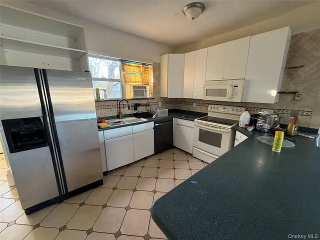 $4,350 | 48 Park Drive, Mastic Beach, NY 11951