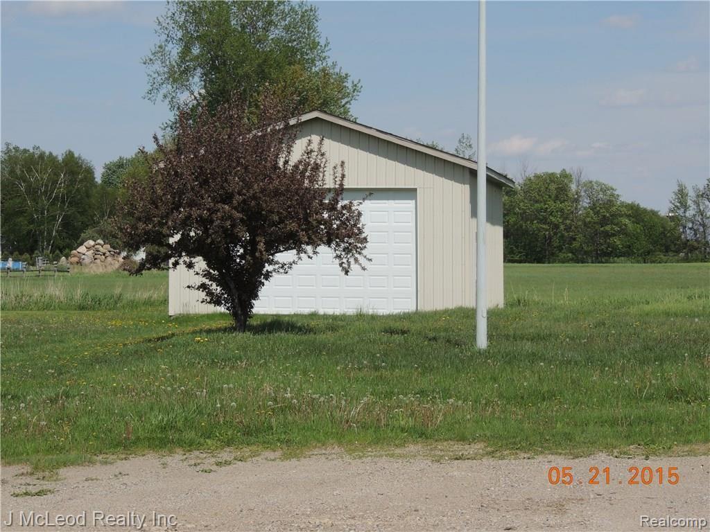 9051 Bray Road Millington, MI 48746 - Photo 3 of 26 05 20 2015 169.JPG