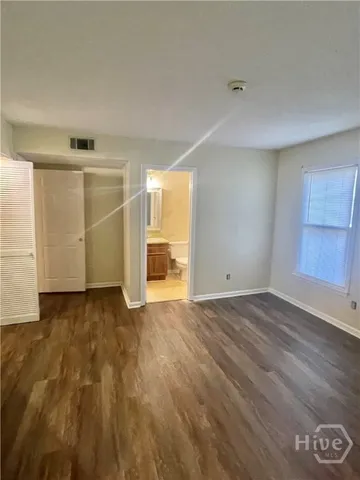 $1,500 | 9 Cromwell Place, Savannah, GA 31410