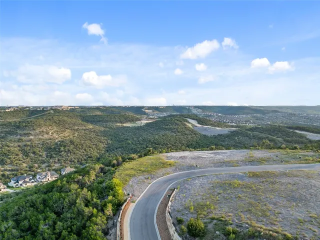 $687,500 | 103 Montana Del Oro Way, Lakeway, TX 78738