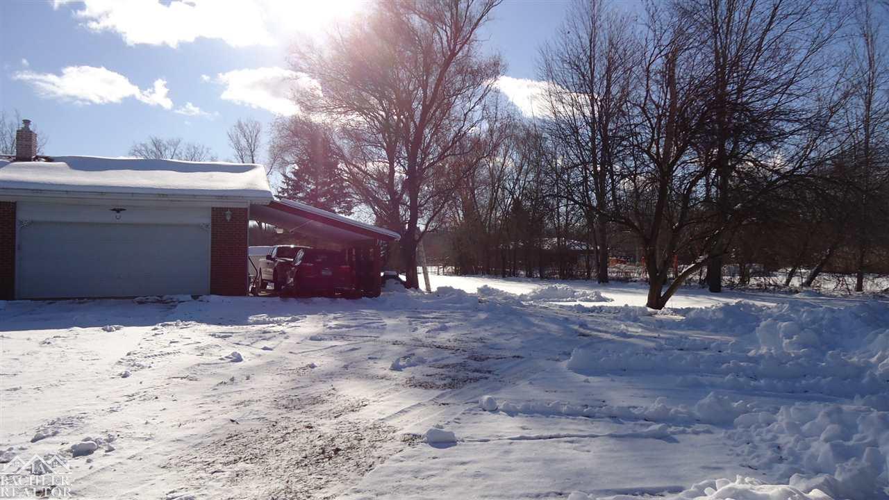6397 Shea Road Marine City, MI 48039 - Photo 6 of 51 31309555-5.JPG