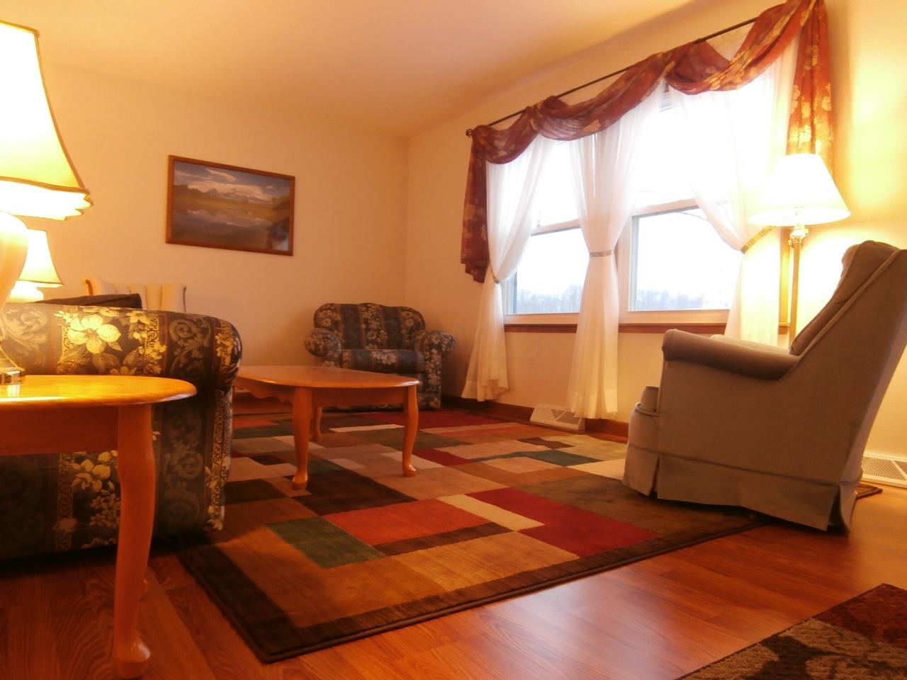 416 South Edgewood Road Mount Vernon, OH 43050 - Photo 3 of 39 Gallery Image 3