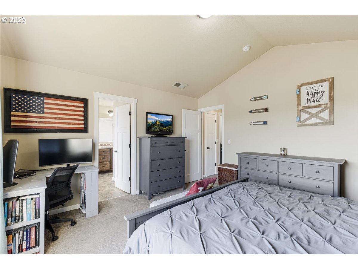750 Northeast Cascadia Ridge Drive Estacada, OR 97023 - Photo 15 of 28 Bedroom, Primary