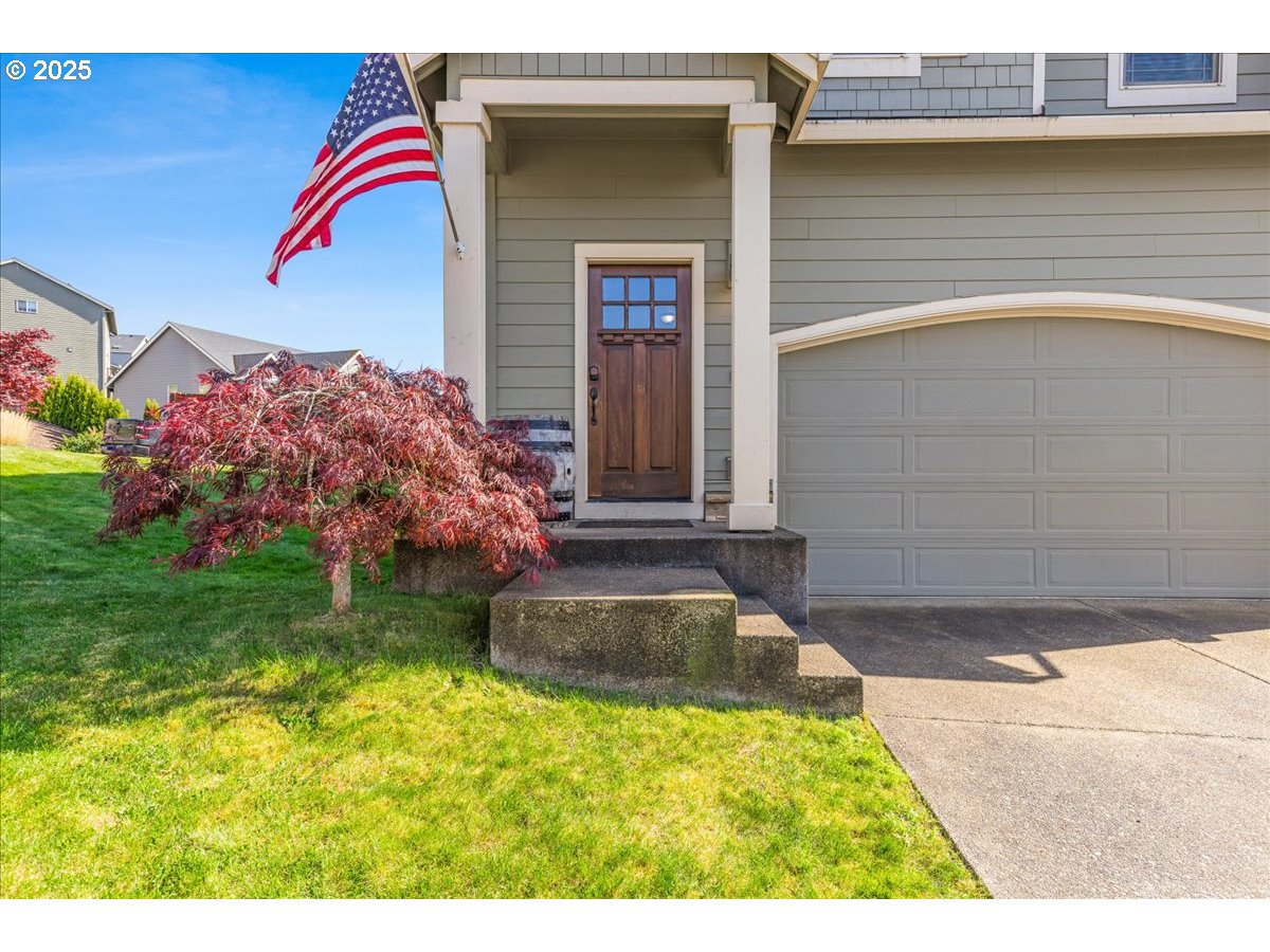 750 Northeast Cascadia Ridge Drive Estacada, OR 97023 - Photo 3 of 28 Exterior