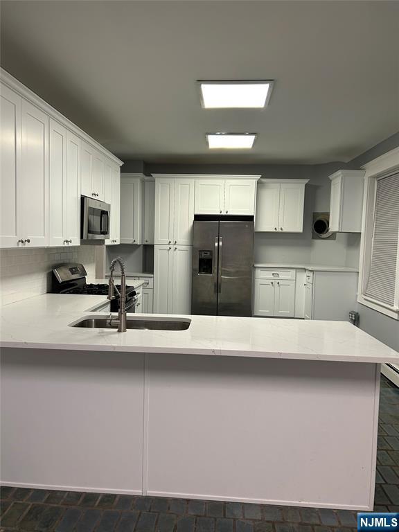 413 West Englewood Avenue Teaneck, NJ 07666 - Photo 4 of 17