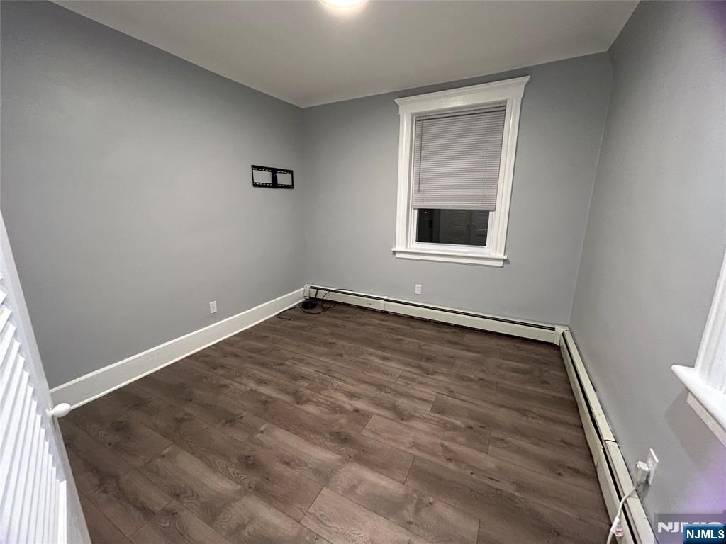 413 West Englewood Avenue Teaneck, NJ 07666 - Photo 9 of 17