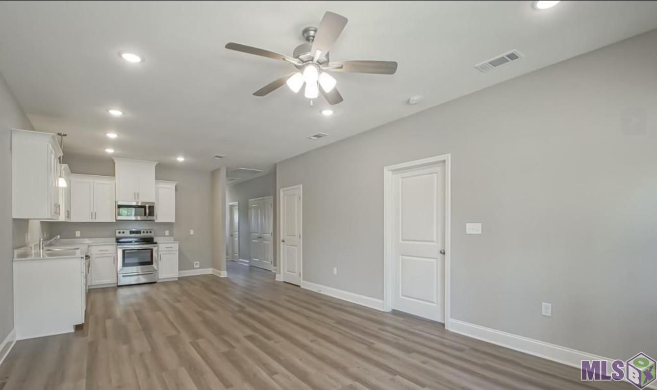 19905 Grantham Road, Unit A & B Livingston, LA 70754 - Photo 4 of 15 Gallery Image 4