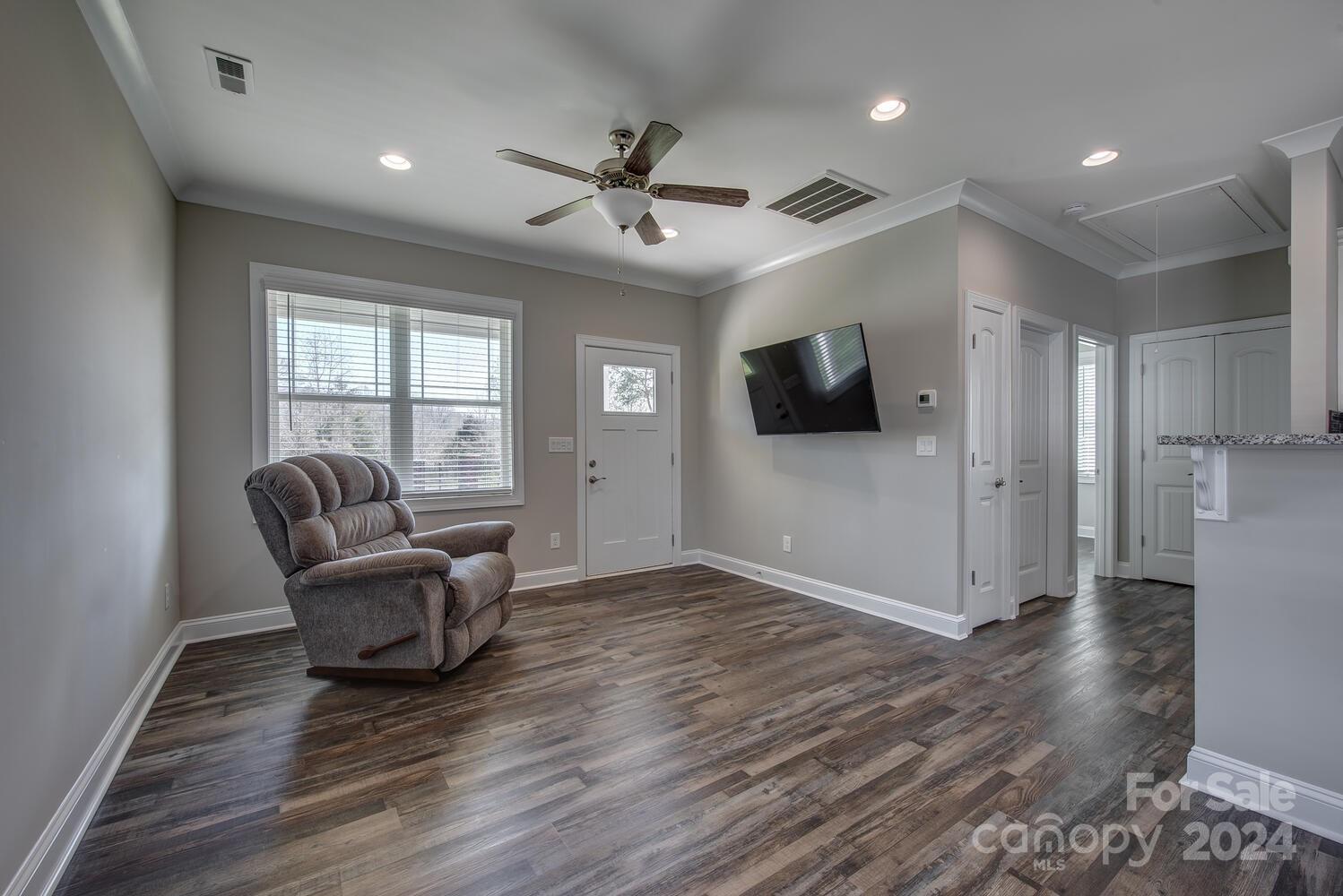 2201 Philadelphia Church Road Dallas, NC 28034 - Photo 4 of 36 Gallery Image 4