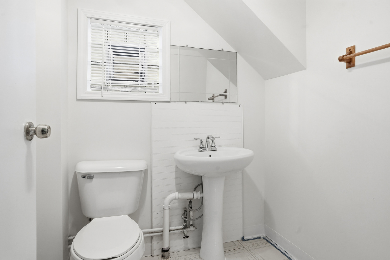 11056 South State Line Road Chicago, IL 60617 - Photo 15 of 20