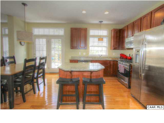 712 Rainier Road Charlottesville, VA 22903 - Photo 9 of 25 Gallery Image 9