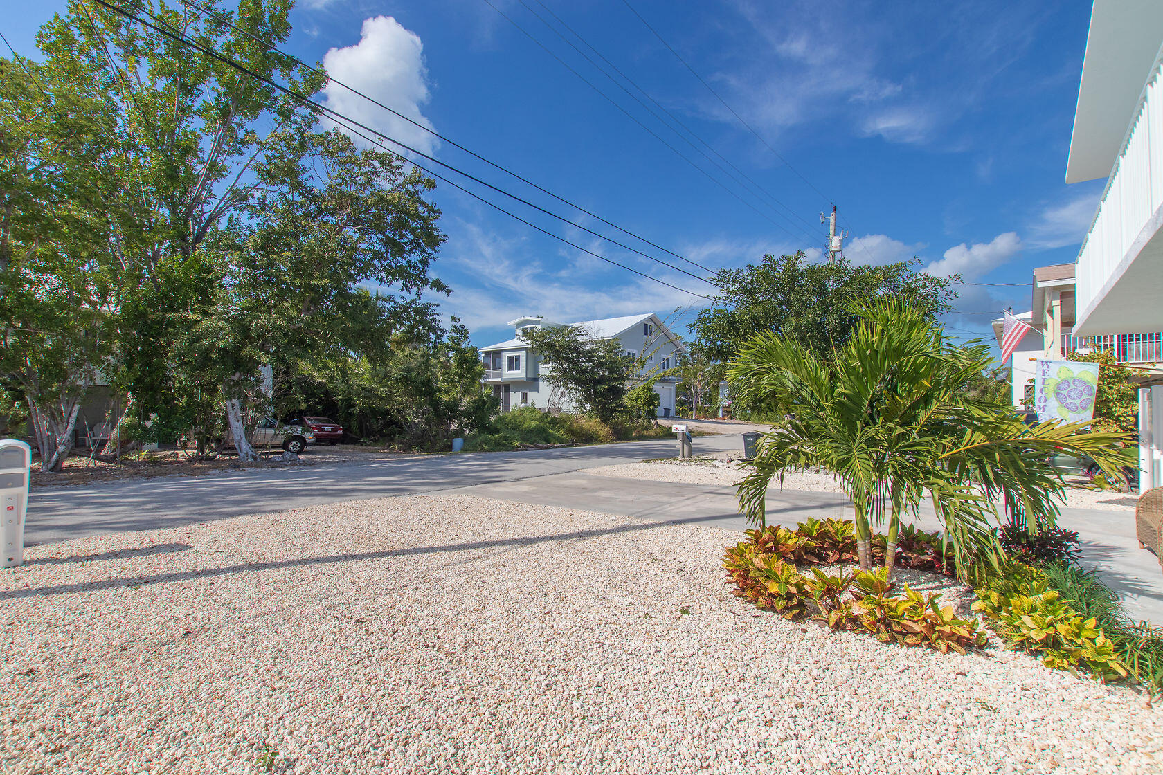 998 Gibraltar Road Key Largo, FL 33037 - Photo 3 of 21 Wide Street