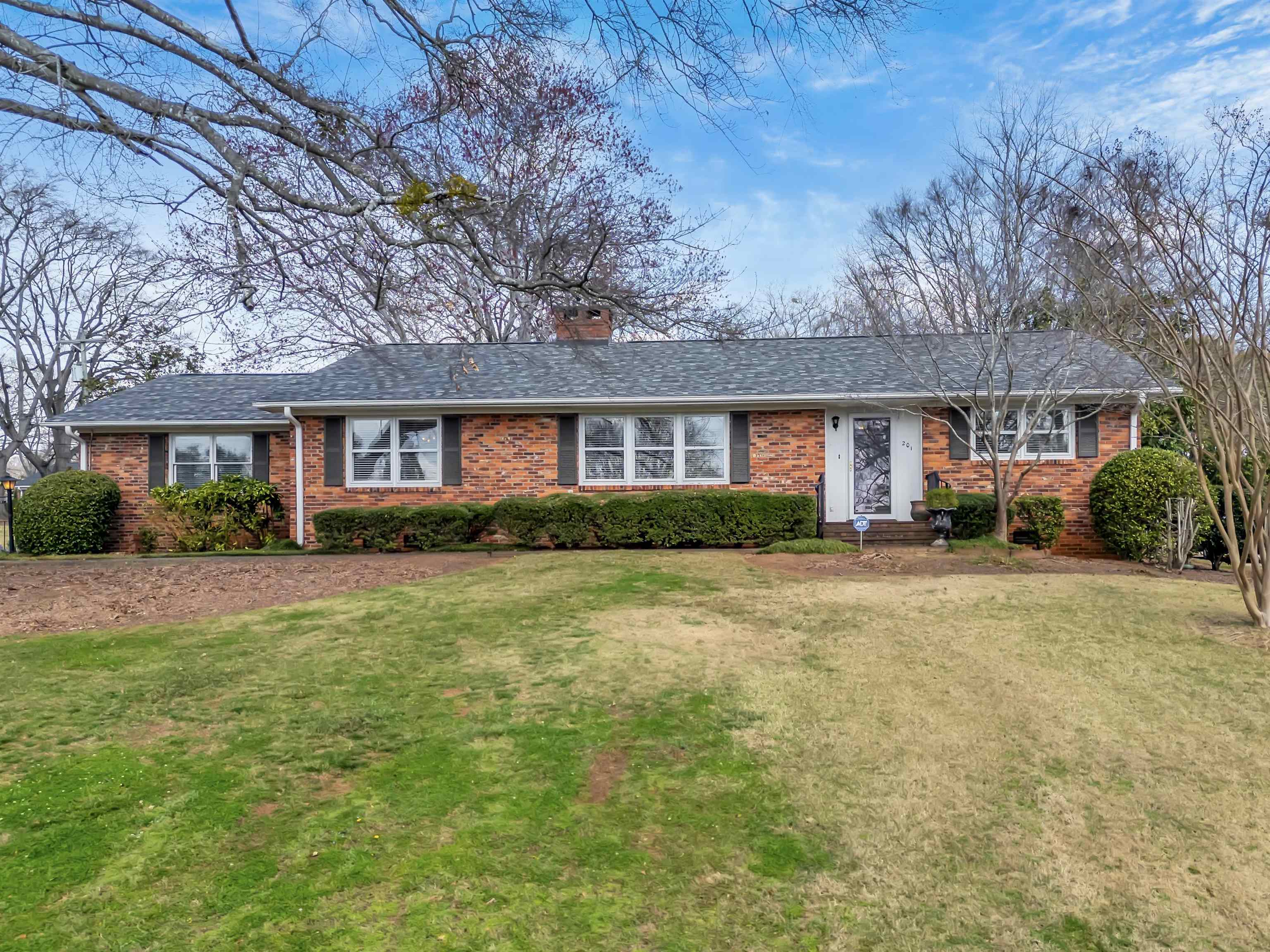 201 Emory Road Spartanburg, SC 29307 - Photo 1 of 39 Gallery Image 1