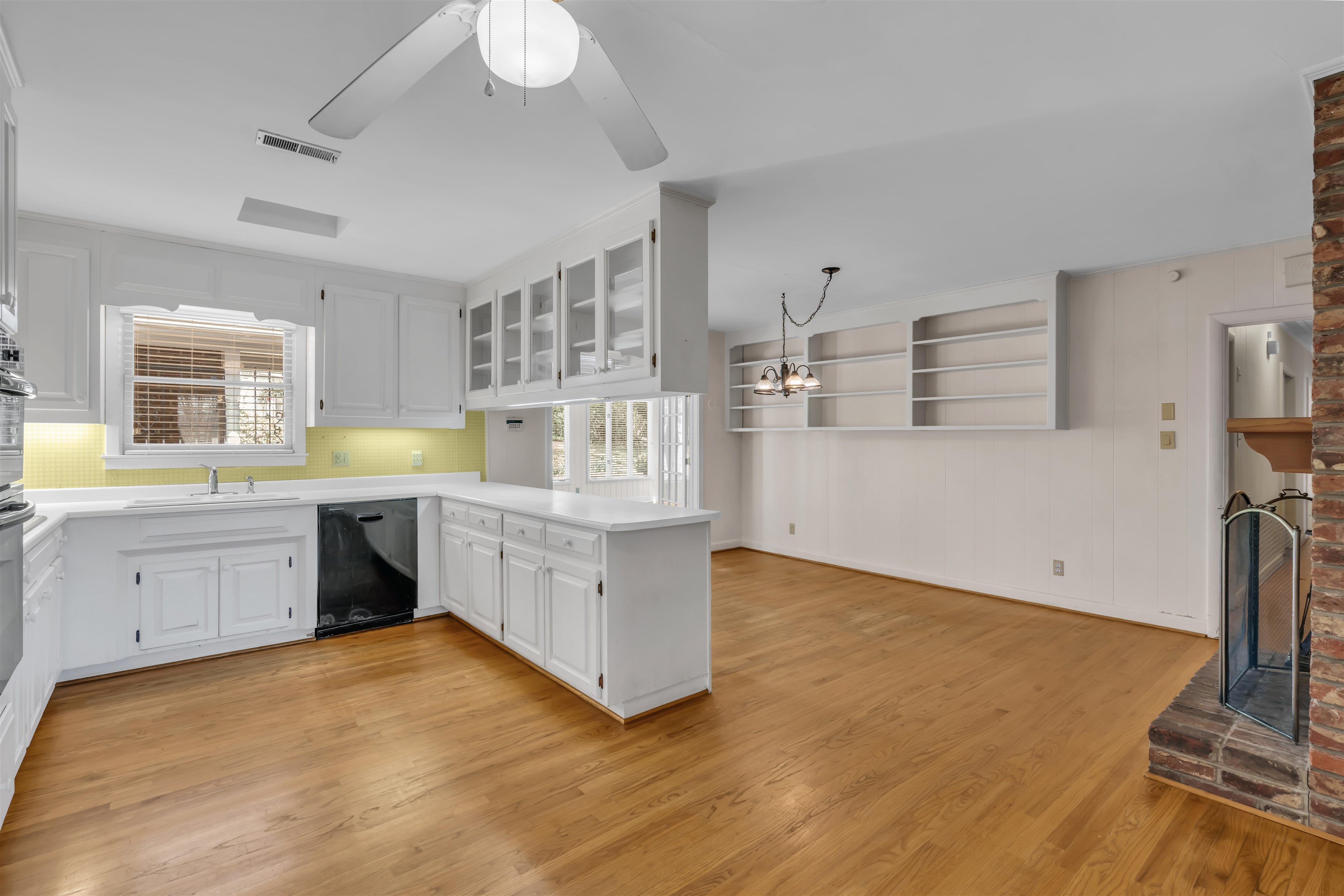 201 Emory Road Spartanburg, SC 29307 - Photo 12 of 39 Gallery Image 12