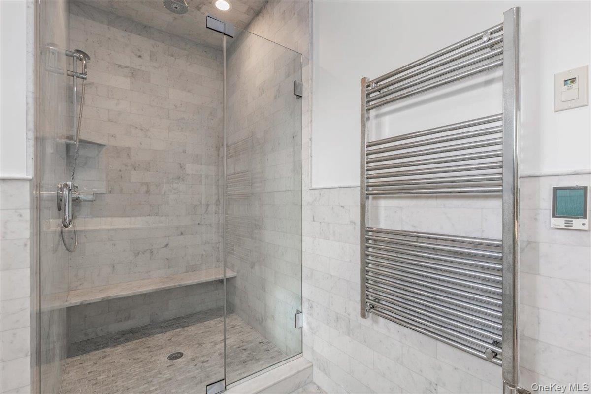 40 Wainwright Street Rye, NY 10580 - Photo 21 of 38 Heated marble floors and towel warmer