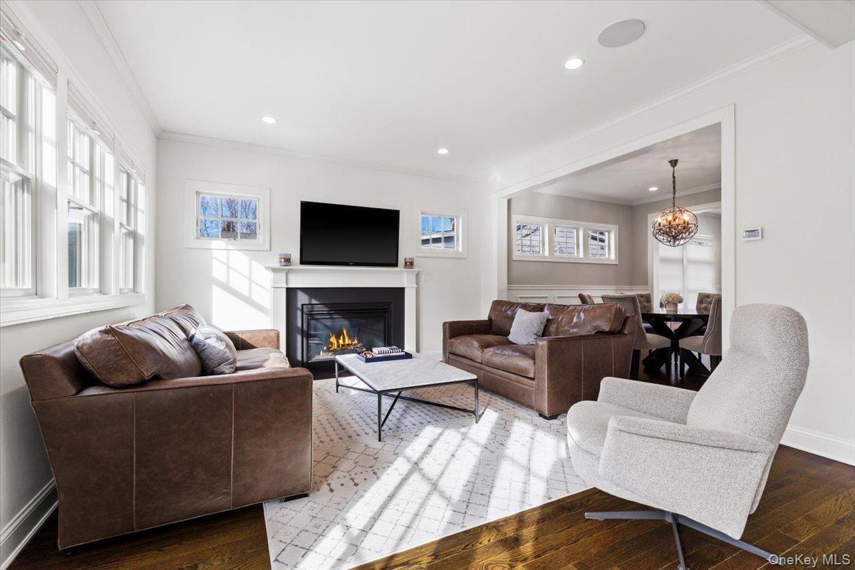 40 Wainwright Street Rye, NY 10580 - Photo 9 of 38
