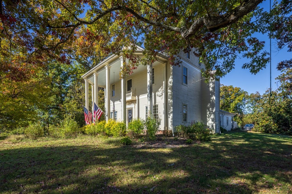 5565 West Saxkey Road Saxe, VA 23967 - Photo 2 of 46 Gallery Image 2