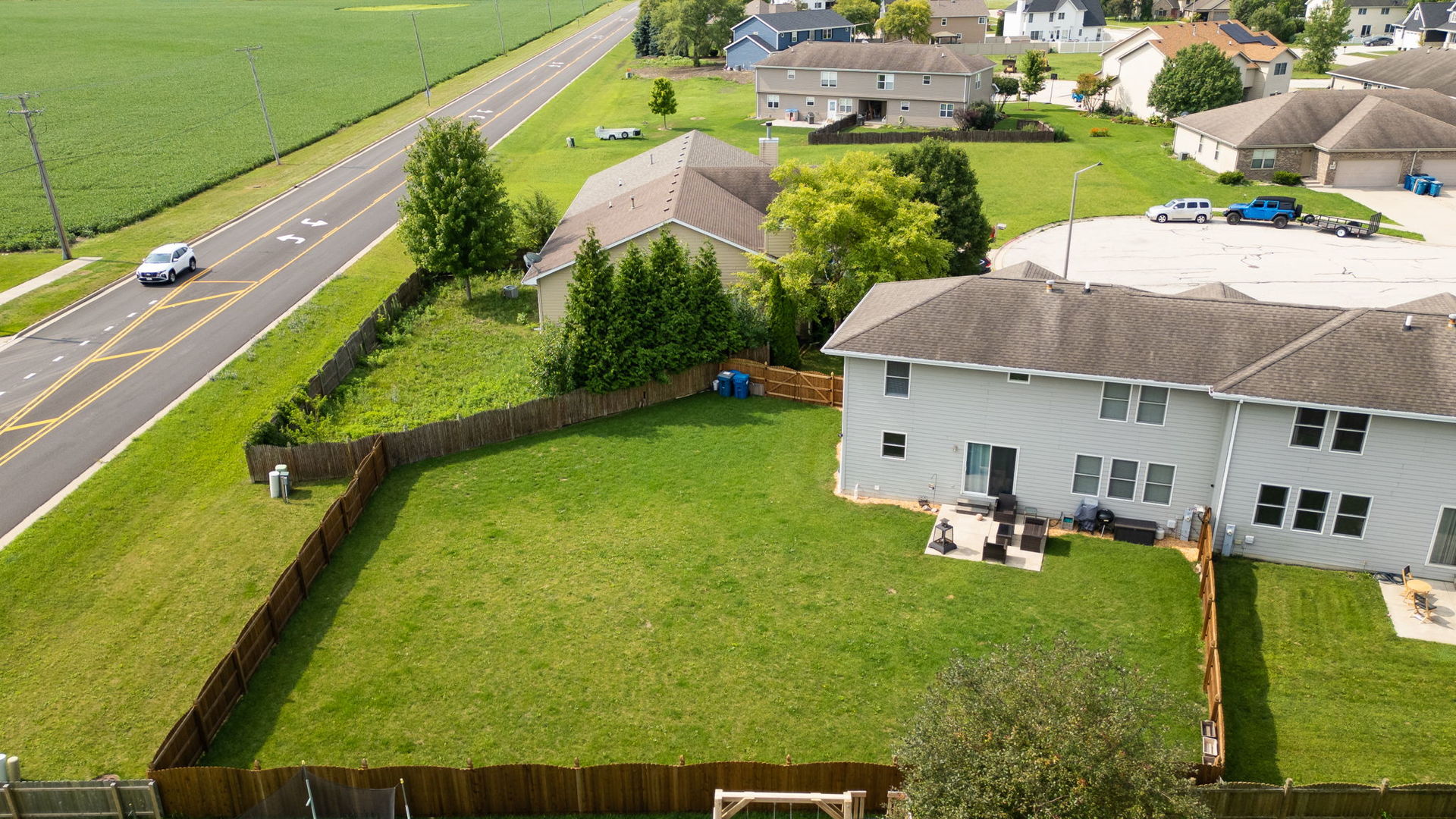 1932 Taller Road Morris, IL 60450 - Photo 32 of 34 an aerial view of a house with swimming pool garden and patio