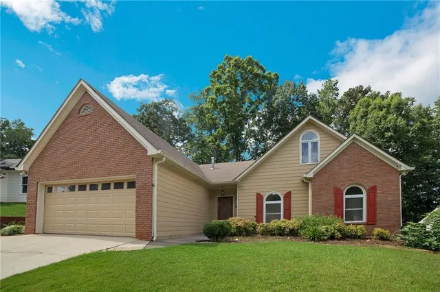 $2,400 | 487 Ravinia Way, Lawrenceville, GA 30044