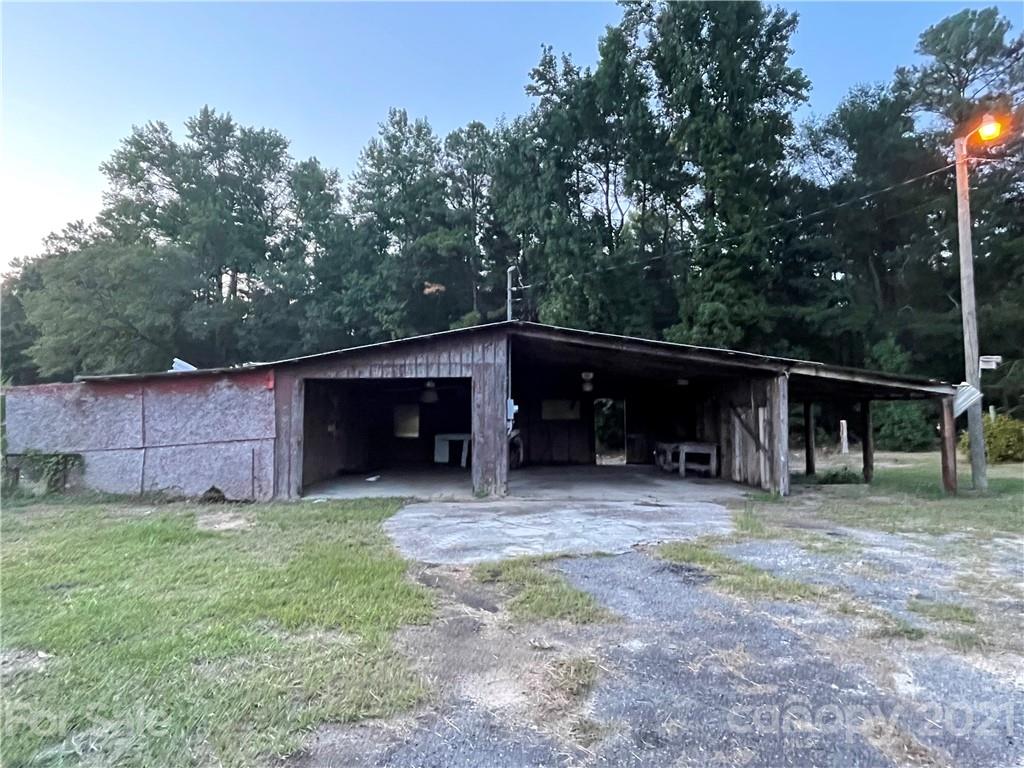 5302 Baxter Kennington Road Kershaw, SC 29067 - Photo 2 of 25 Gallery Image 2