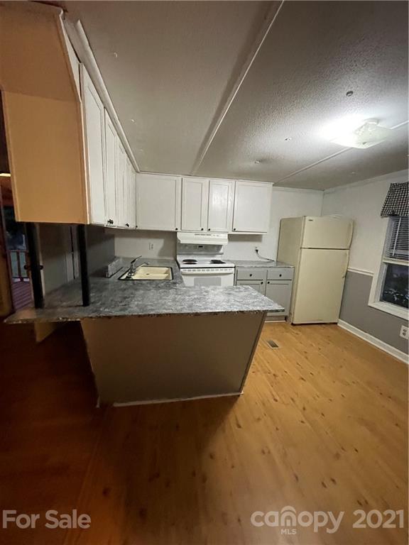 5302 Baxter Kennington Road Kershaw, SC 29067 - Photo 13 of 25 Gallery Image 13