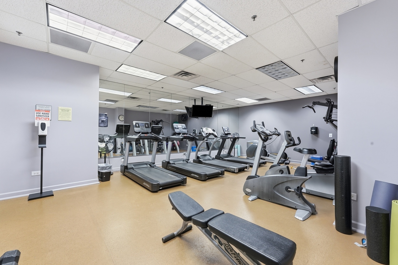 41 East 8th Street, Unit 2905 Chicago, IL 60605 - Photo 22 of 26