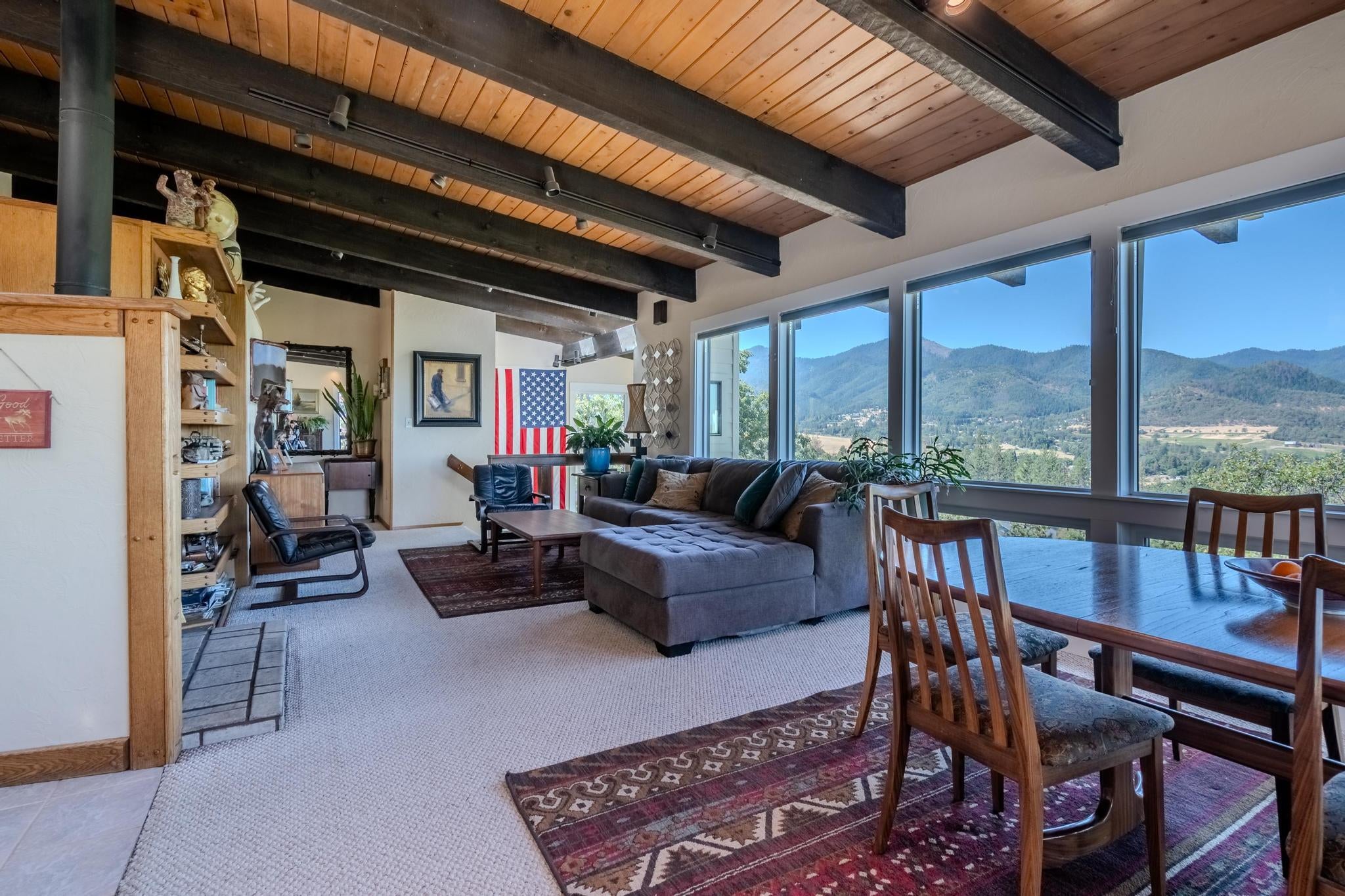2850 Quail Run Road Talent, OR 97540 - Photo 4 of 55 01-10