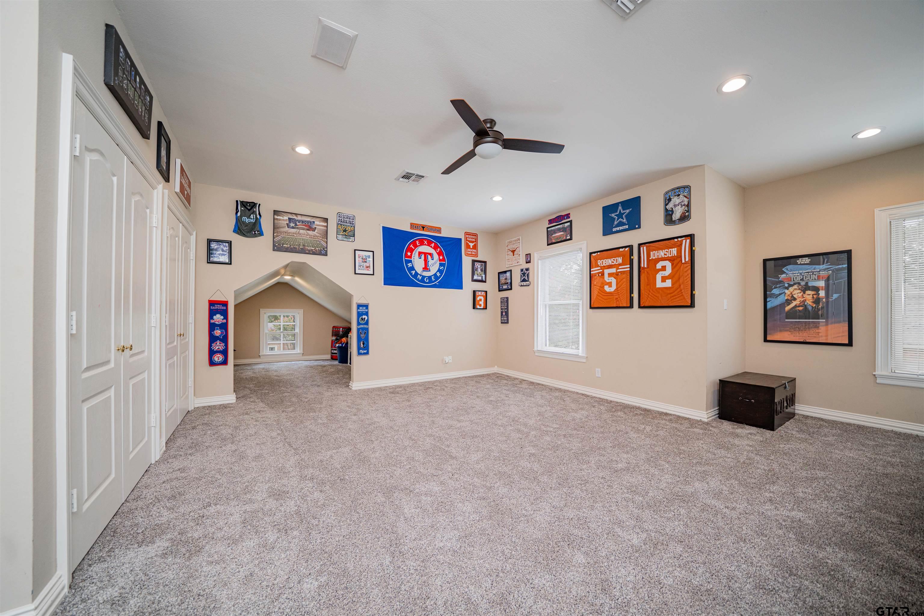 219 Hunters Circle Longview, TX 75605 - Photo 23 of 47 a view of livingroom with furniture and ceiling fan