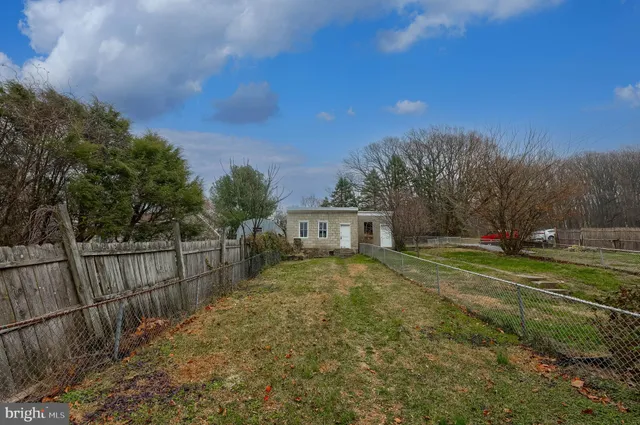 a house view with a sitting space