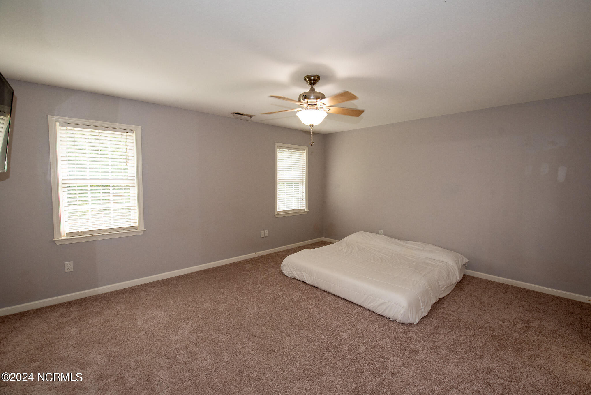 938 Thunder Road Elizabeth City, NC 27909 - Photo 18 of 34 Primary Bedroom