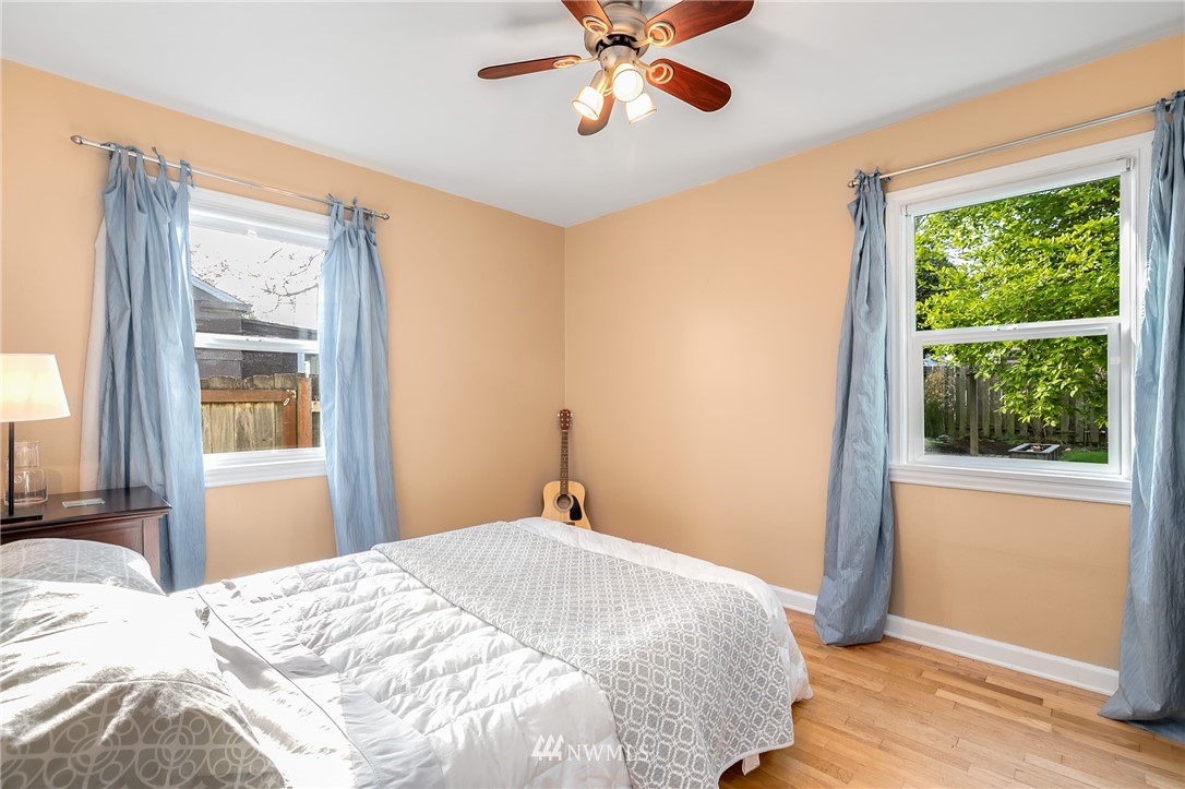 3907 Southwest Portland Street Seattle, WA 98136 - Photo 13 of 25 Gallery Image 13