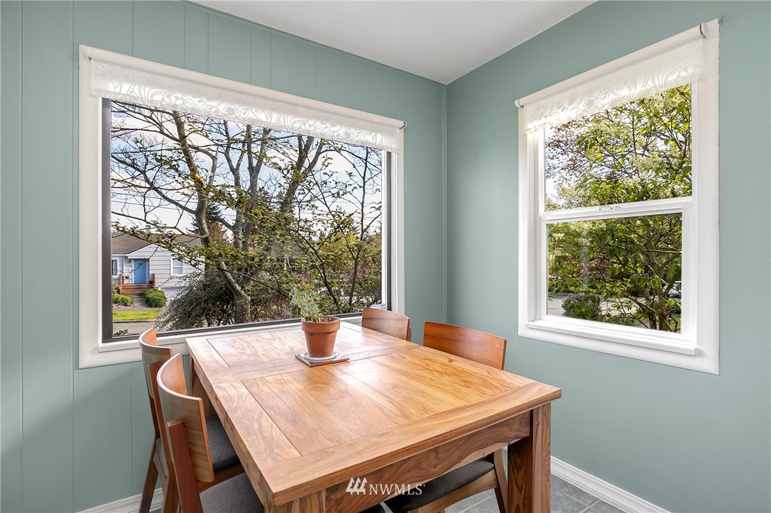 3907 Southwest Portland Street Seattle, WA 98136 - Photo 9 of 25 Gallery Image 9