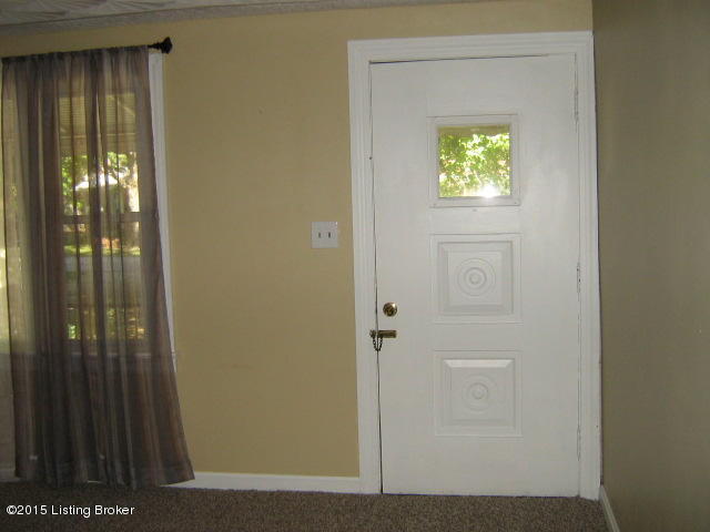 8476 Robbins Road Louisville, KY 40258 - Photo 13 of 27 IMG_1035