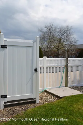 $1,600 | 310 Maryland Avenue, Unit 19B, Point Pleasant Beach, NJ 08742