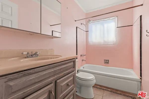 $849,995 | 11641 Blythe Street, North Hollywood, CA 91605