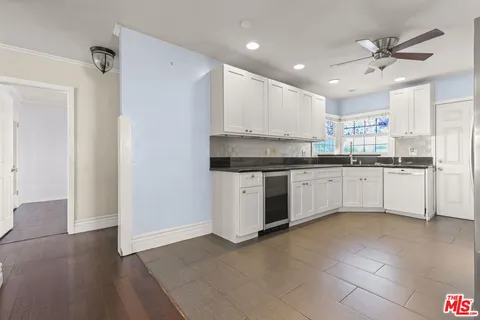 $849,995 | 11641 Blythe Street, North Hollywood, CA 91605
