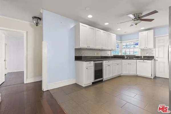 $849,995 | 11641 Blythe Street, North Hollywood, CA 91605
