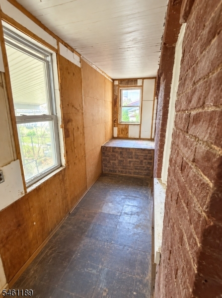 67 2nd Avenue Raritan, NJ 08869 - Photo 11 of 12 Gallery Image 11