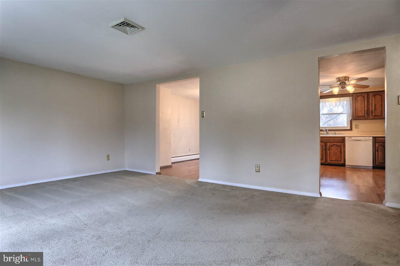 117 Forest Hills Road Red Lion, PA 17356 - Photo 7 of 35 Gallery Image 7