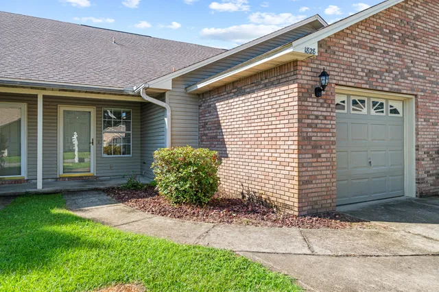 $258,000 | 1828 Sod Drive, Unit 2, Fort Walton Beach, FL 32547