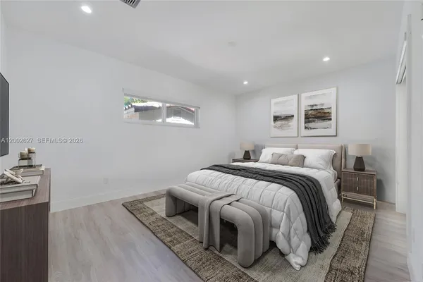 $13,500 | 11401 Southwest 67th Avenue, Pinecrest, FL 33156