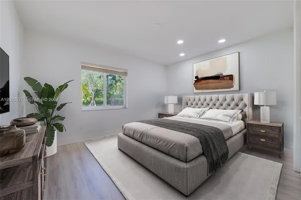 $13,500 | 11401 Southwest 67th Avenue, Pinecrest, FL 33156